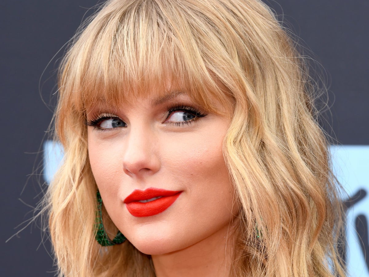 Taylor Swift Accuses Trump Of Stoking The Fires Of White Supremacy And Racism Taylor Swift The Guardian