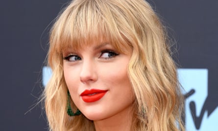 Taylor Swift Accuses Trump Of Stoking The Fires Of White Supremacy And Racism Taylor Swift The Guardian