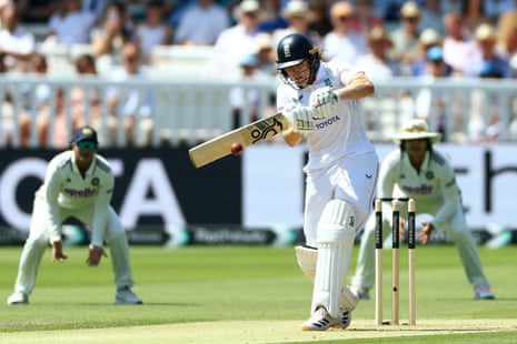 Nat Sciver-Brunt hits a shot.