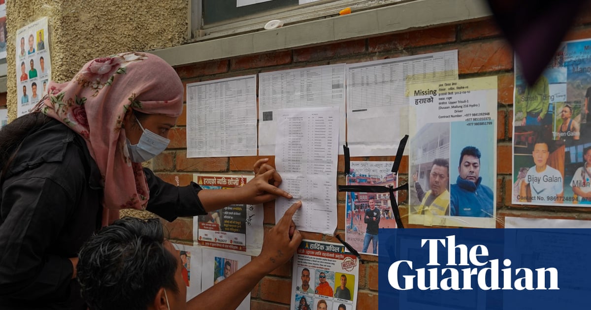 Families balance hope and despair in race to find survivors in Nepal as 41 Australians still missing