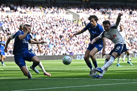 Conor Gallagher goes close for Spurs