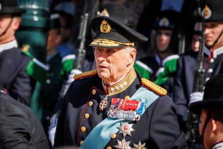 King Harald in military uniform