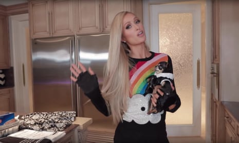 What’s cooking? ... Paris Hilton hosts her YouTube tutorial with Diamond Baby. 