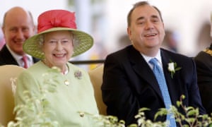 Alex Salmond and the Queen discussed flying the lion rampant flag instead of the union jack back in 2010.