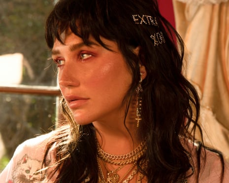 Kesha.