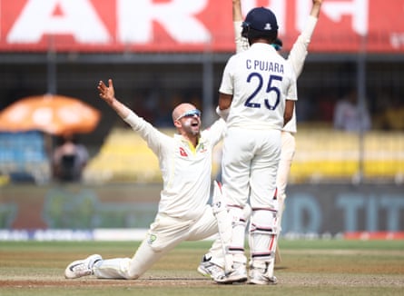 Nathan Lyon appeals for the wicket of Ravindra Jadeja.