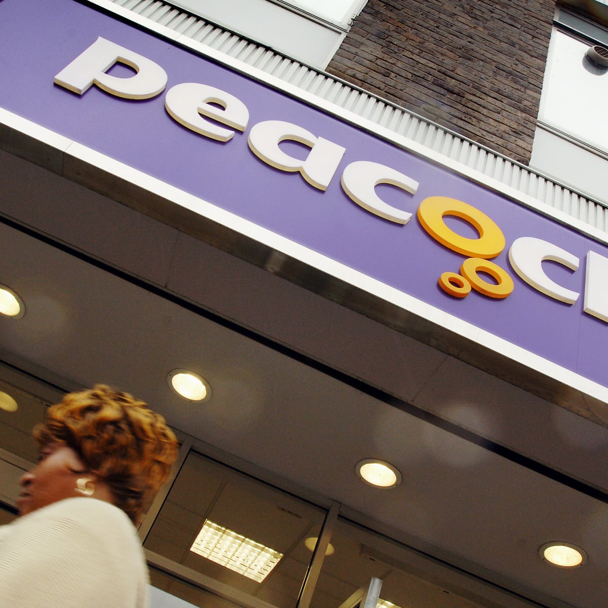 Edinburgh Woollen Mill Owner Races To Thrash Out Rescue Deal Retail Industry The Guardian