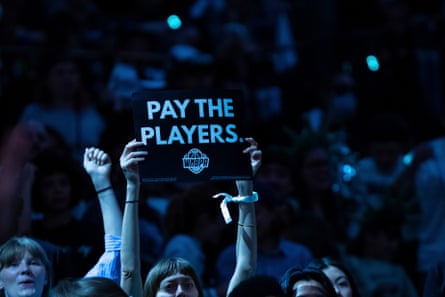 Mercury Liberty BasketballA fan holds a “Pay the Players” sign from the Women’s National Basketball Player’s Association (WNBPA) during Game 2 in the first round of the WNBA basketball playoffs between the Phoenix Mercury and the New York Liberty, Wednesday, Sept. 17, 2025, in New York. (AP Photo/Angelina Katsanis)