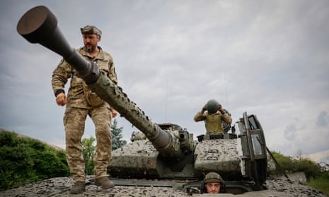 Ukrainian soldiers near Bakhmut.