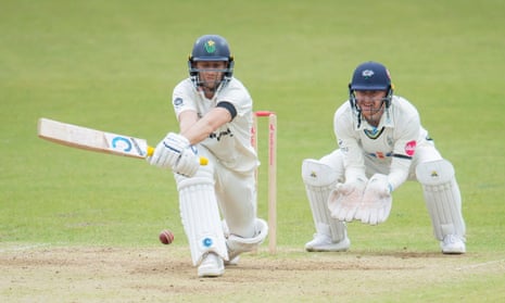 Billy Root batting for Glamorgan against Yorkshire