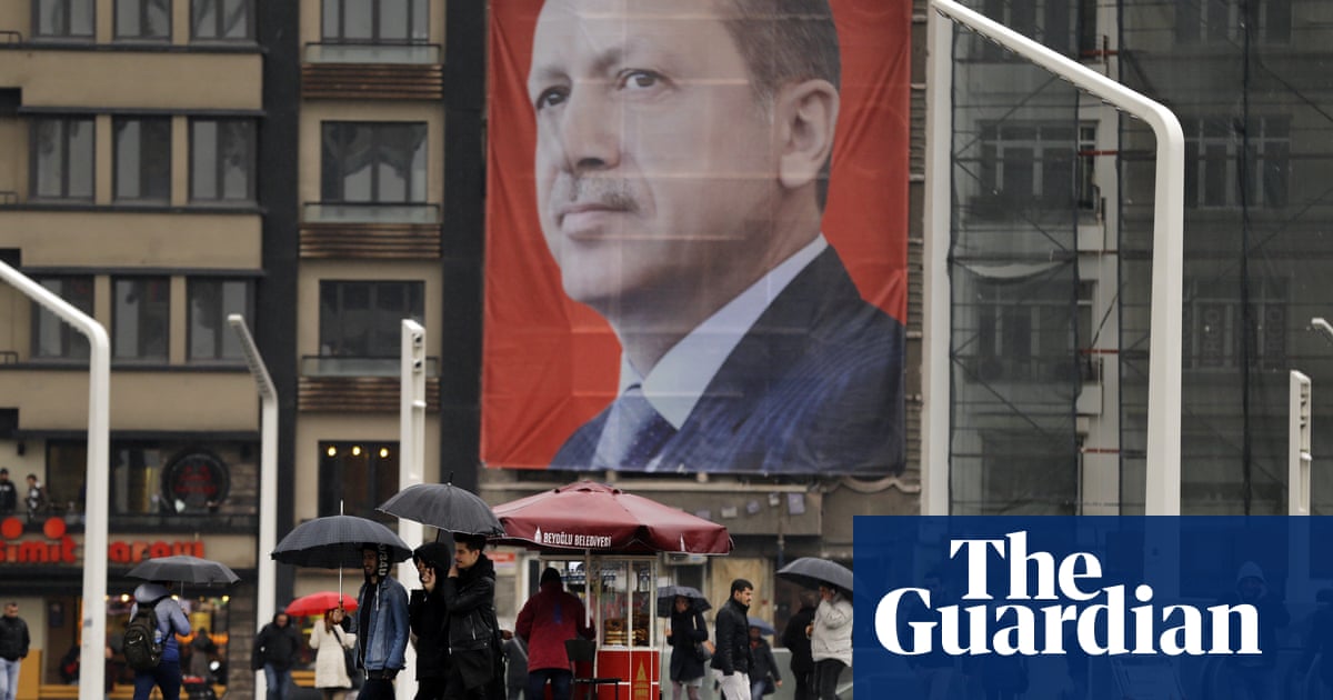 Turkye: prominent journalist detained for insulting president Erdoğan