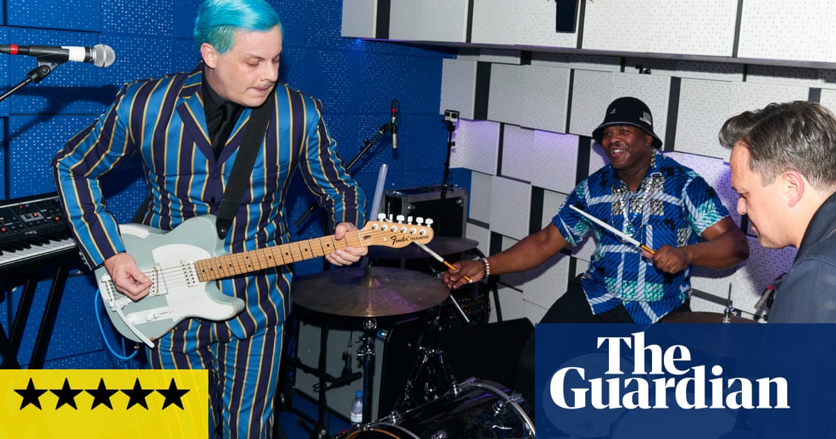 Jack White review – an ecstatic rock’n’roll augury