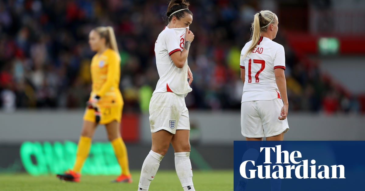 Caroline Hansen’s last-minute goal for Norway consigns England to defeat