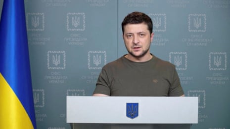 Ukraine president condemns Russian strike on Holocaust memorial – video