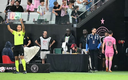 Lionel Messi stepping disconnected nan section and down nan tunnel.
