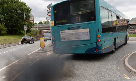 A bus emits heavy smoke emissions in Dunstable
