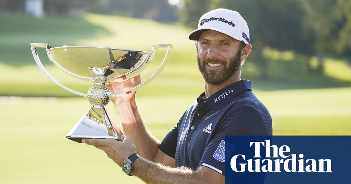 Dustin Johnson Holds His Nerve To Win 15m Tour Championship Title Golf The Guardian 2022 Players Championship Trophy Presentation