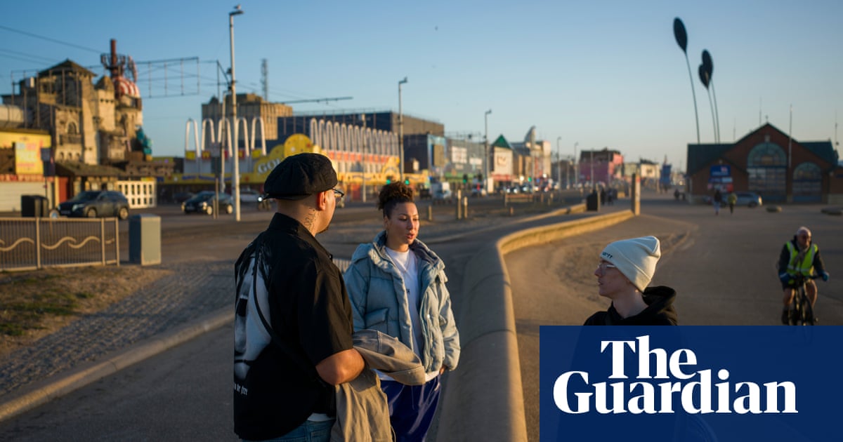 Young people in England's coastal towns three times more likely to have a mental health condition