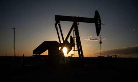 Pump cranes work in Eddy County, New Mexico