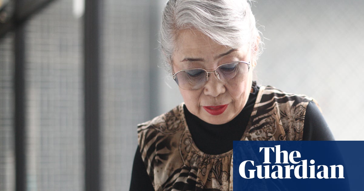 ‘How do I end a call?’: the elderly Japanese people determined to master smartphones
