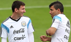 Lionel Messi and Sergio Agüero in training with Argentina in 2014