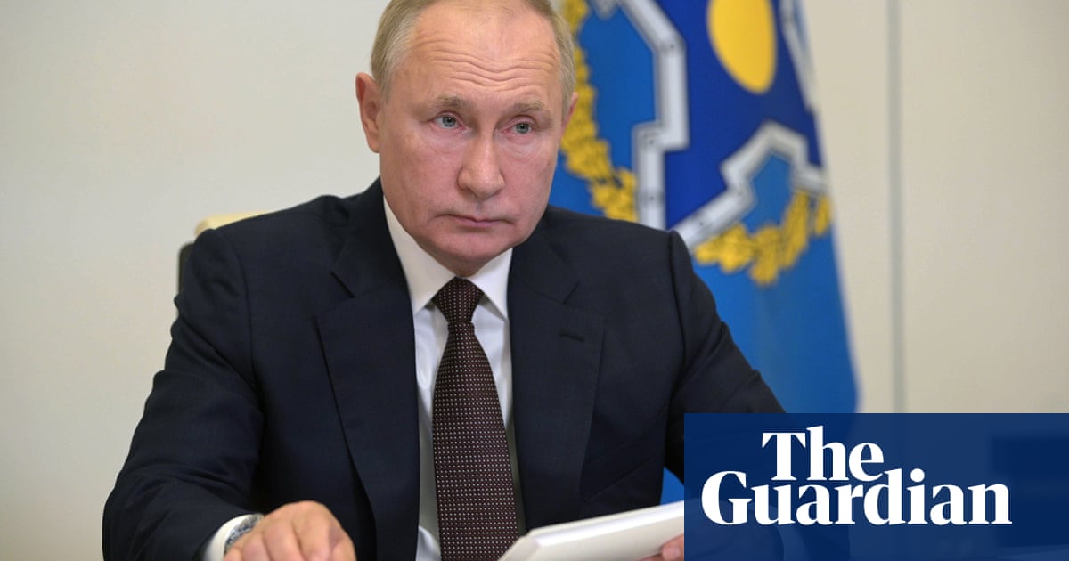 Vladimir Putin says dozens in Kremlin inner circle have Covid