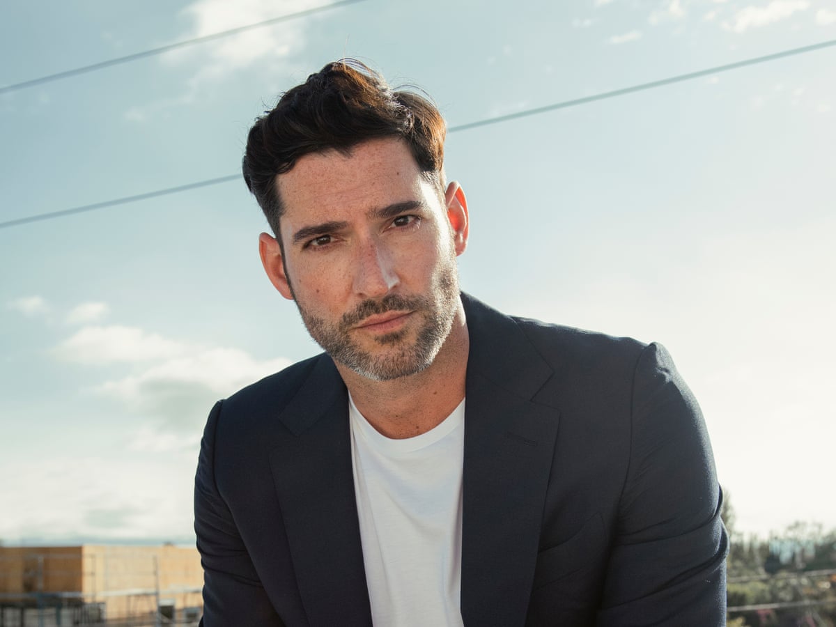 does tom ellis smoke cigarettes in real life #lucifer Tom Ellis (actor) - Wikipedia