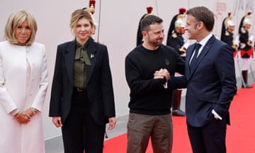 Volodymyr Zelensky and Emmanuel Macron with their spouses, Brigitte Macron and Olena Zelenska