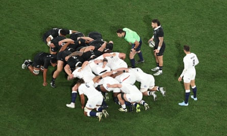 TJ Perenara of New Zealand prepares to put the ball into the scrum against England