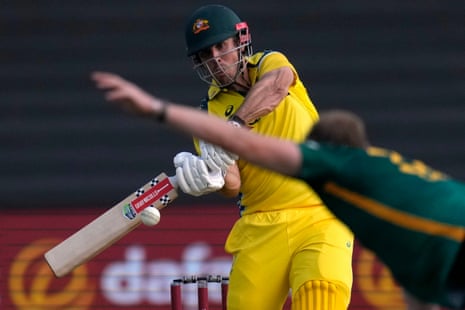 Mitchell Marsh plays a shot