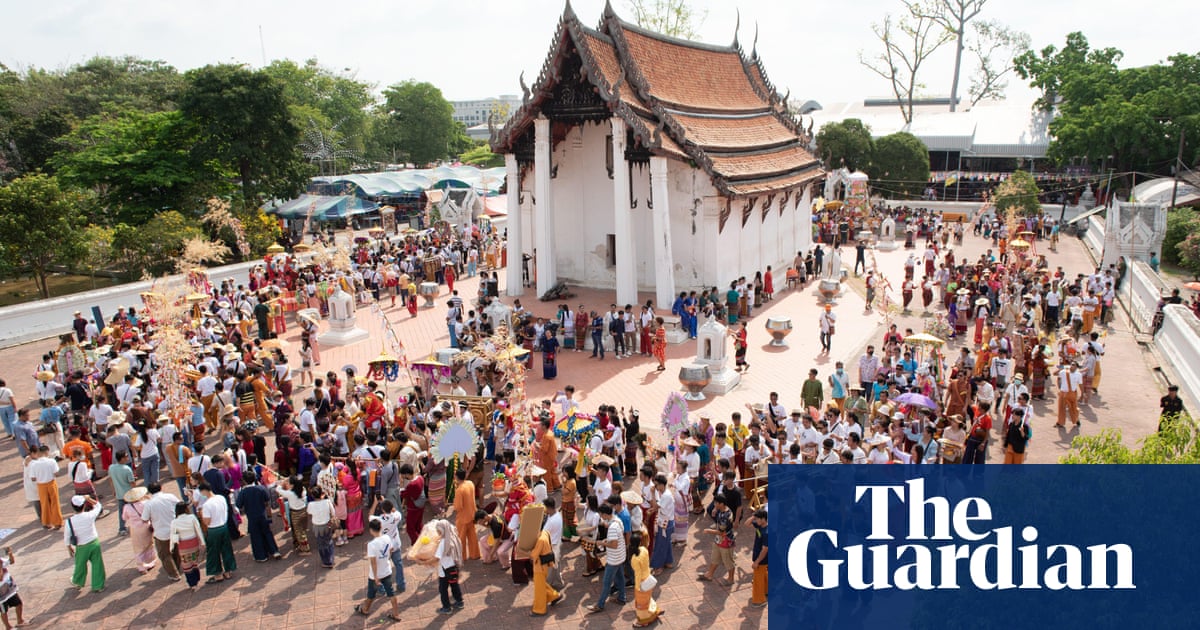 Die Geschichte verblasst, als der steigende Meeresspiegel langsam ...