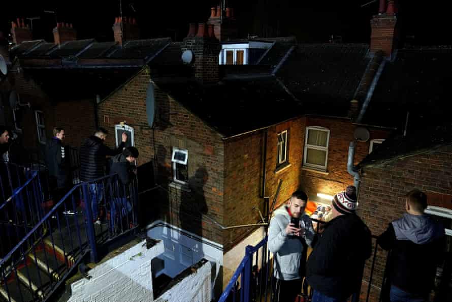 Bristol City fans turned out on Kenilworth Road in Luton last Tuesday