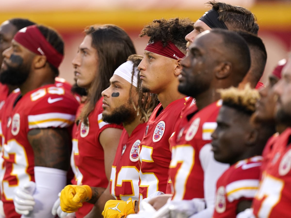 Fans boo moment of silence to acknowledge inequality in NFL opener | NFL | The Guardian
