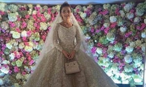 Khadija Uzhakhova – and a lot of flowers