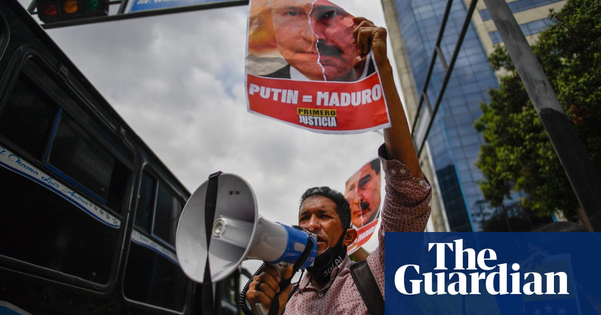 US officials fly to Venezuela for talks in apparent bid to further isolate Russia