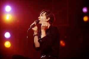 Jarvis Cocker performing with Pulp in 1995.