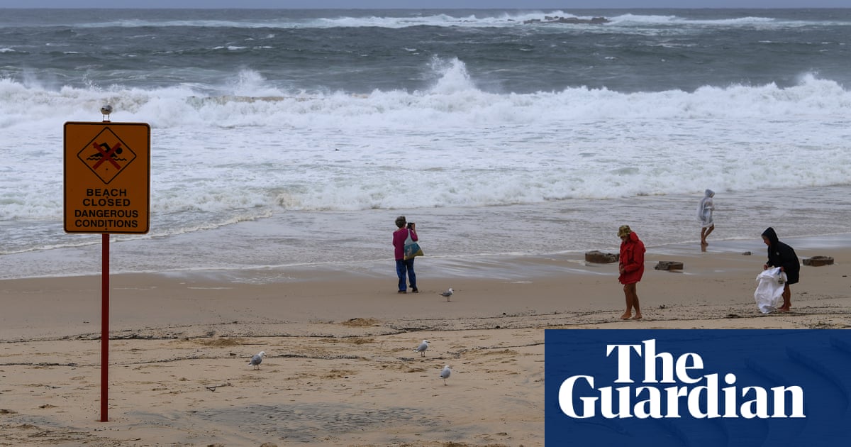Wild winds and surf in NSW to finally give way to reprieve from stormy weather