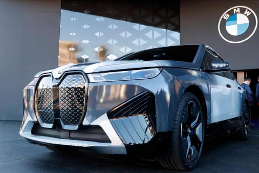 BMW’s iX Flow prototype.