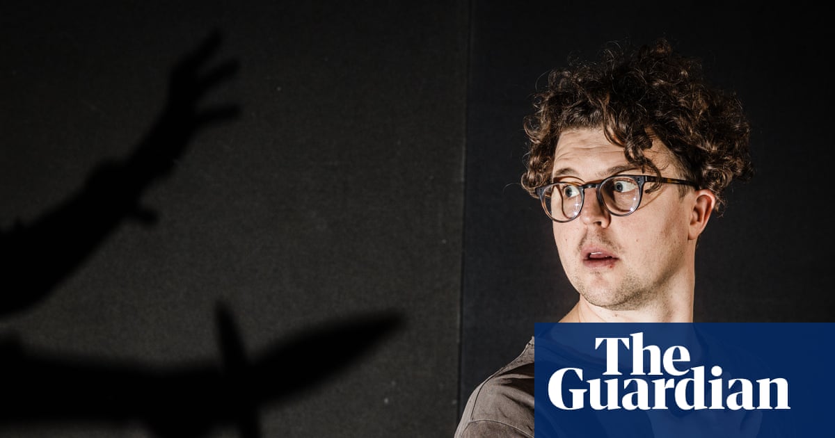 Experience: I was stabbed in the back with a real knife while performing Julius Caesar
