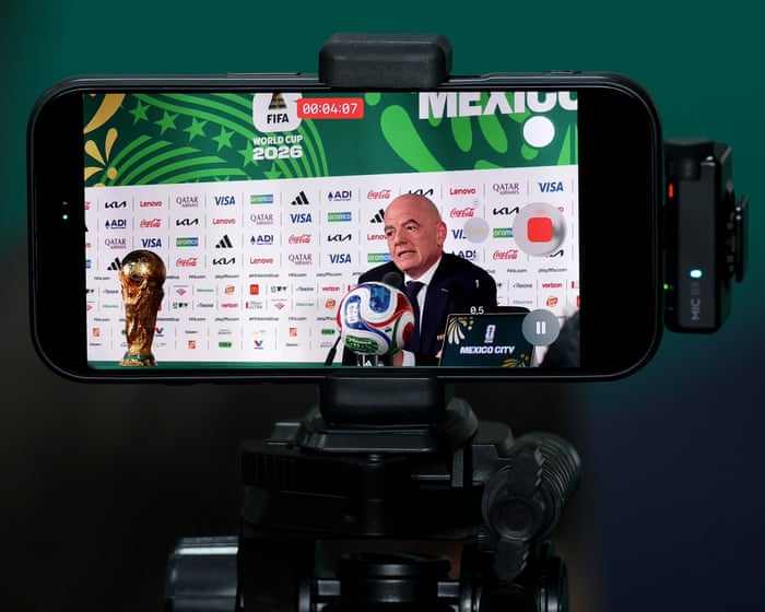 Infantino plays the hits as Fifa’s defender-in-chief on eve of World Cup | Pablo Iglesias Maurer