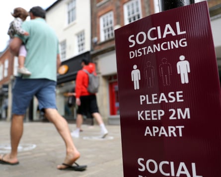 Employees in a virtual meeting