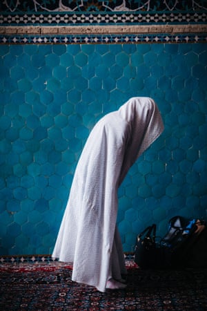 A worshipper at the Jameh Mosque.
