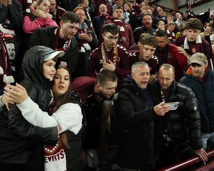 Hearts 3-0 Falkirk, Motherwell 2-3 Celtic: Scottish Premiership – as it happened