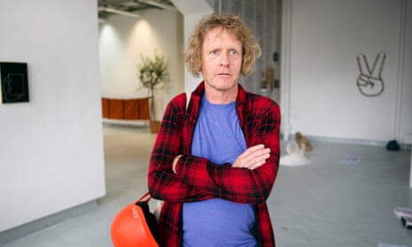 Grayson Perry: artist, or pseudo-intellectual entertainer?