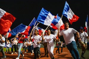 Les Loyalistes - those loyal to France - held rallies in Noumea in the lead-up to Sunday’s vote. Turn-out was seen as critical to the result by both sides. The loyalist victory on Sunday means New Caledonia will remain a dependency of France, as it has been since 1853. But the result on Sunday was closer than the 2018 poll (when the Loyalist vote prevailed 57%-43%). A growing independence vote has laid the foundations for a third referendum in 2022.