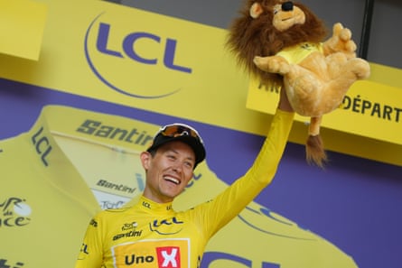 Torstein Træen wears the overall leader's yellow jersey after the fourth stage of the Tour de France.