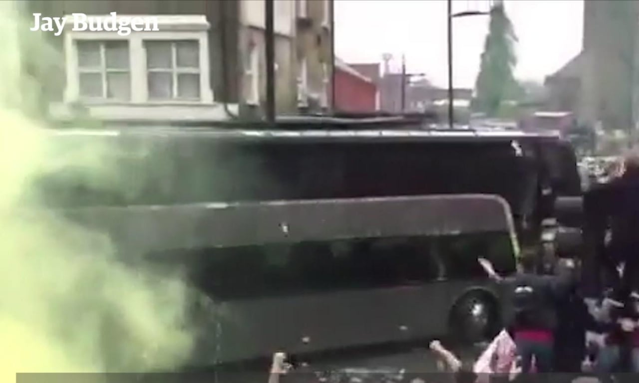 Manchester United Players In Chaos As Team Bus Pelted With Bottles At West Ham Video Football The Guardian