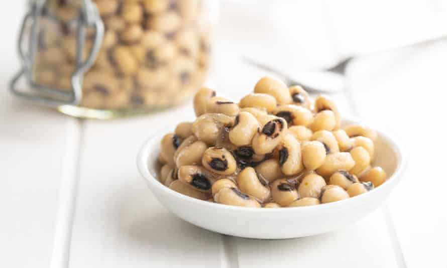 Beautiful beans: how to use them in everything from burgers and dips to flatbread and chutney | Food 1 6720