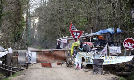 A makeshift checkpoint at one entrance to the ZAD site. 
