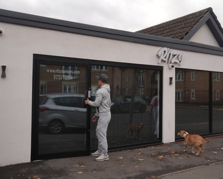 Ritzy barbershop front